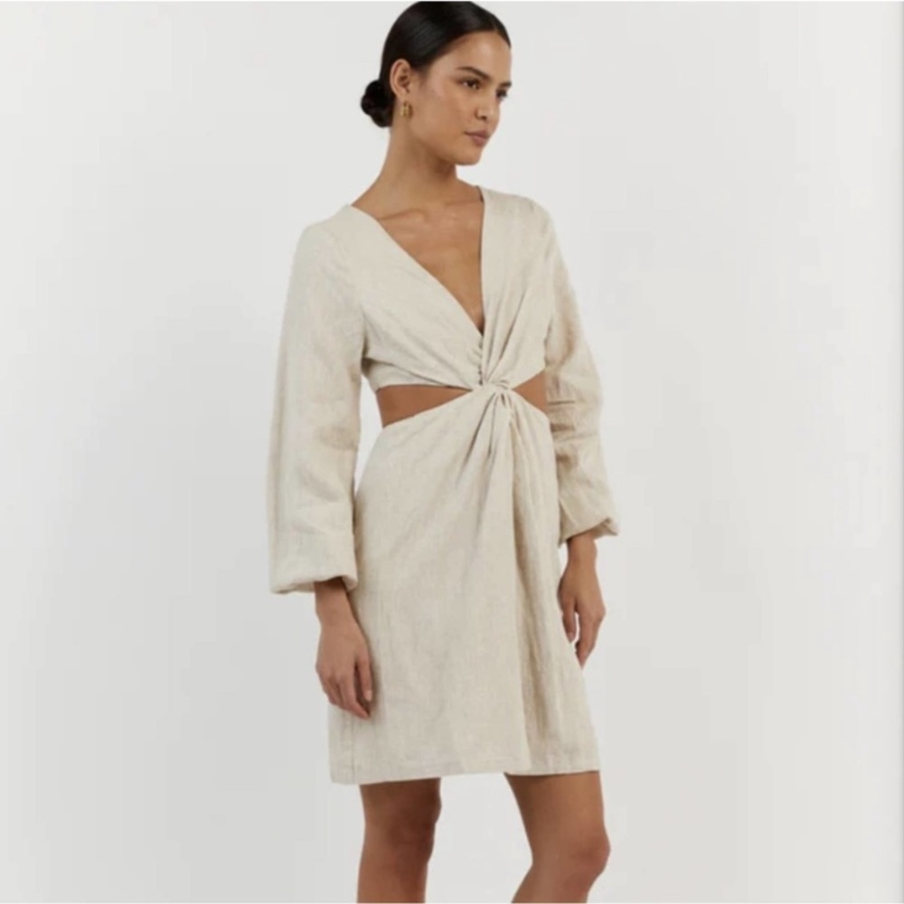 NBW NWT Dissh Short Dress with cut out stomach accent
